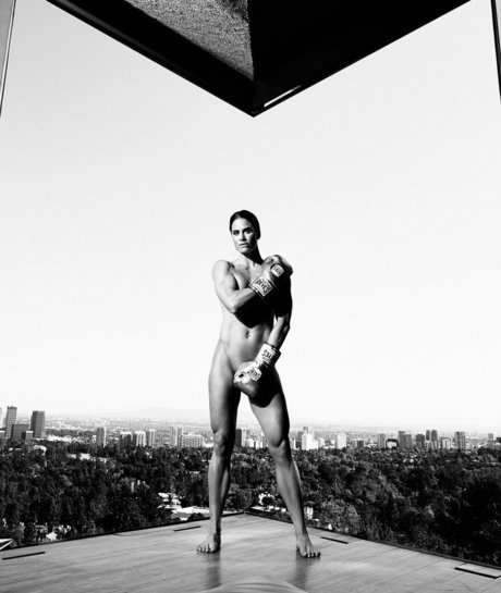 Danyelle Wolf art de star du porno photo