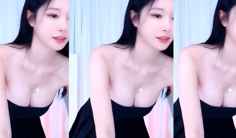 wannabe33 modèle exclusif photo