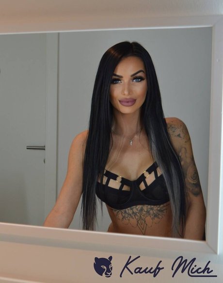 visage onlyfans top jolie galerie