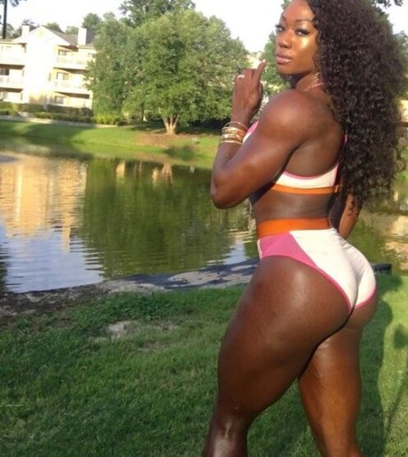 Iamnayfit star du porno nue img