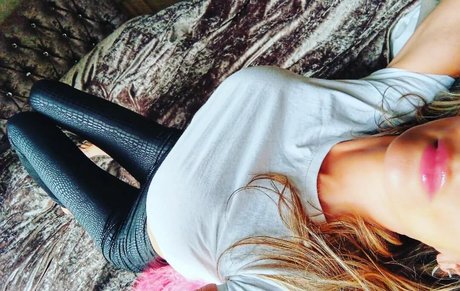 massage lesbien onlyfans haut por photos