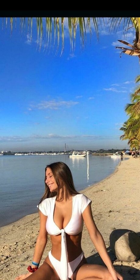 Camilla Hasselgaard art de star du porno photos