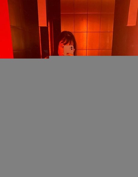 Giovanna Zague modèles nus images