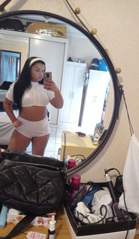 Amanda Victoria modèle porno image