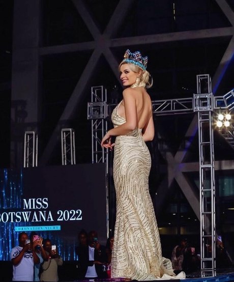 Karolina Bielawska étoile photos