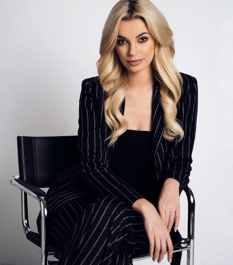 Karolina Bielawska art étoile collection