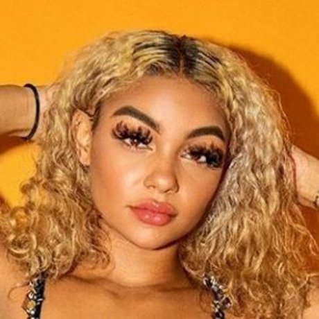 rousse au gros cul onlyfans pornographique image