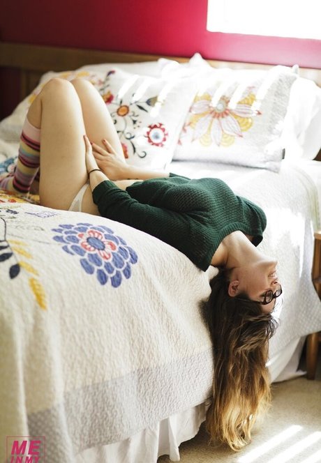 infirmière brune onlyfans gratuit exclusif archive