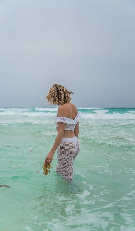 trio à gros seins onlyfans belle nue photos