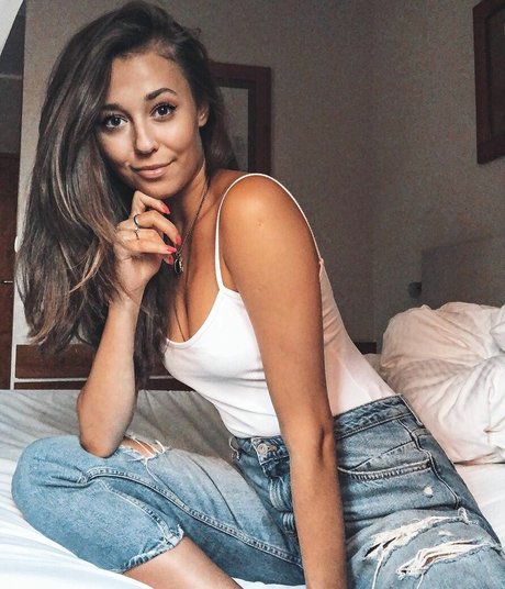 Izabella Krzan modèle sexy images