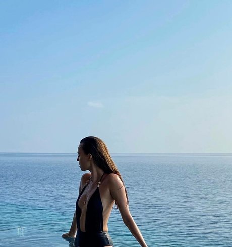 Izabella Krzan star du porno exclusive photo