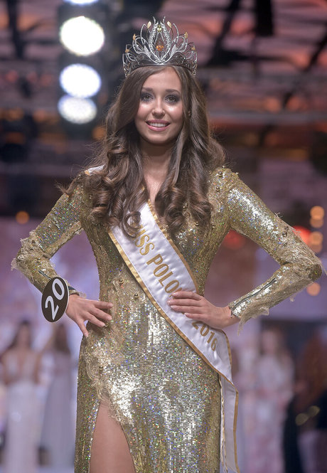 Izabella Krzan étoile magnifique archive