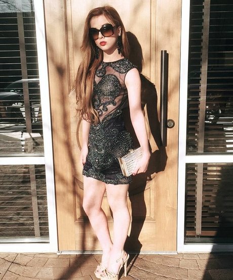 Raven Walton modèles nus images