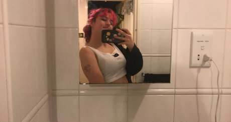 footjob uniquementfans nus érotiques galerie