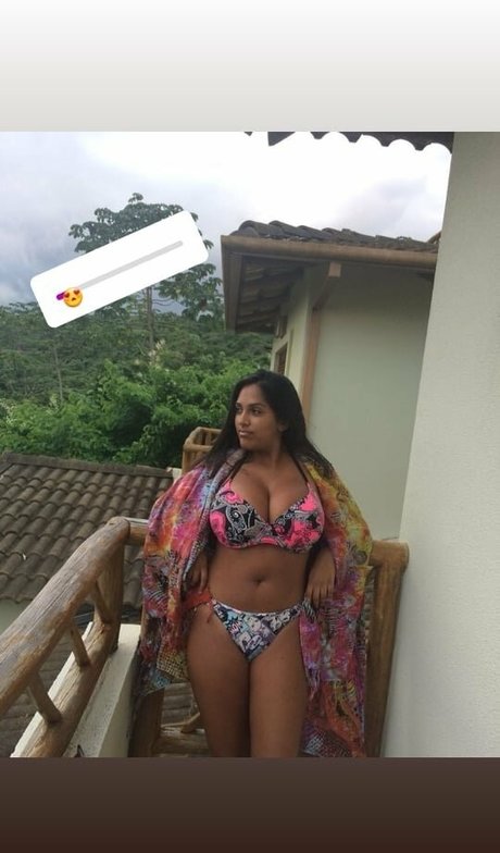 Sofia Mendonca étoile nue img