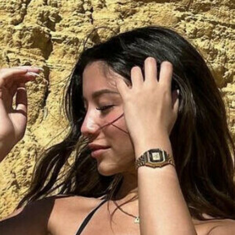 Asha Chloe joli modèle images