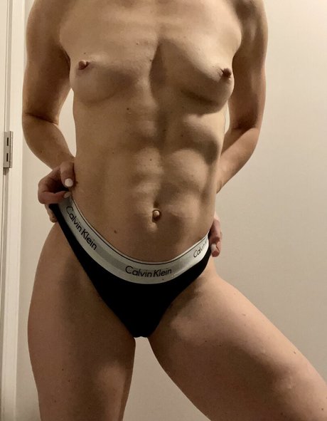 Ms Murray modèle nu img