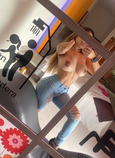 Dulce Lennox star du porno chaude galerie