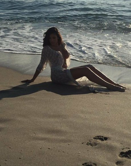 Jazmine r actrice sexy photo