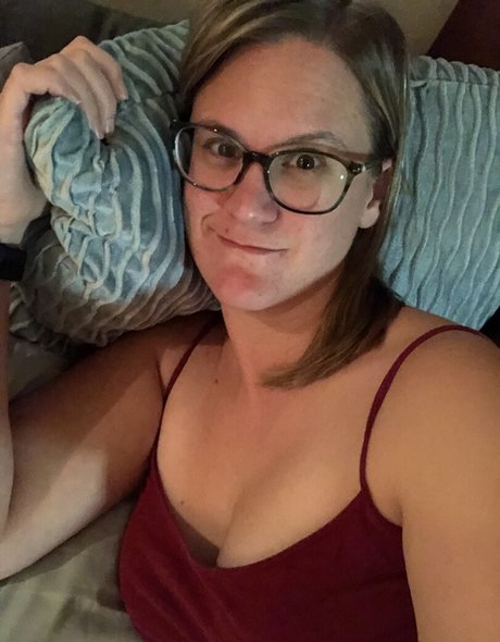 Beard SittingTX jolie actrice collection