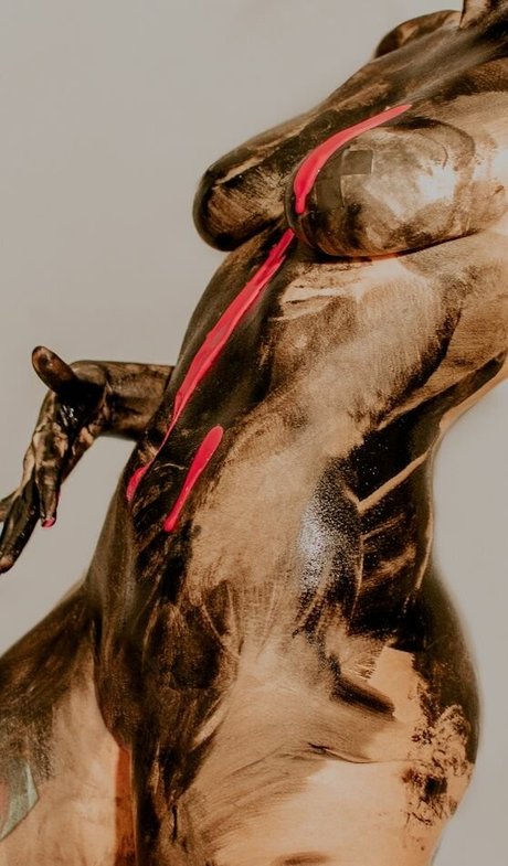 Ihasqueen star du porno exclusive photo