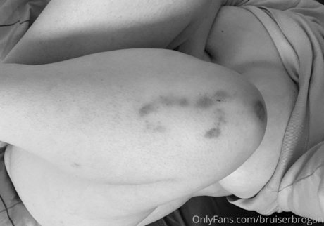 Bruiserbrogan actrice chaude photo