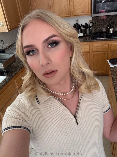 blairets actrice érotique img
