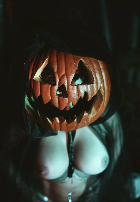 Danielle Donovan nus étoiles galeries