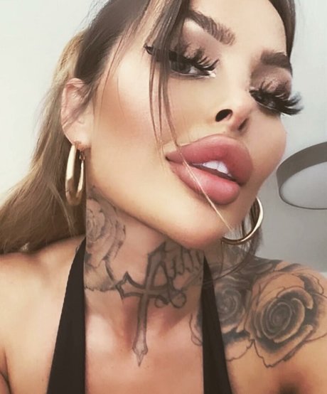 lola official actrice collection