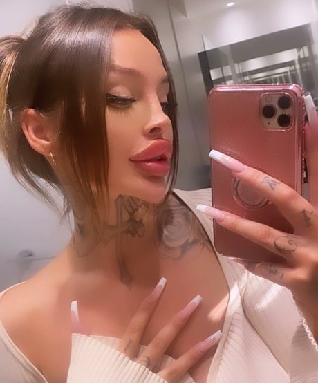 lola official modèle sympa collection