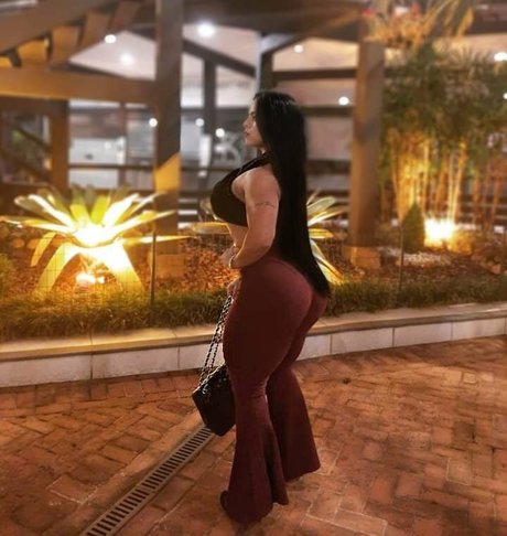 Feiticeira actrice nue image