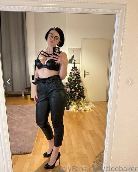 cloebaker actrice nue archive