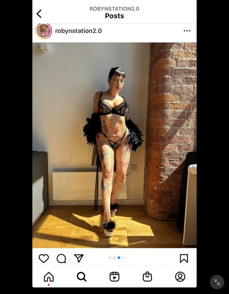 Robyn Station 2 0 modèle chaud photo