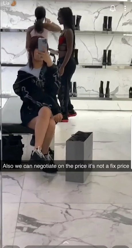 Lilkylie actrice adulte des photos