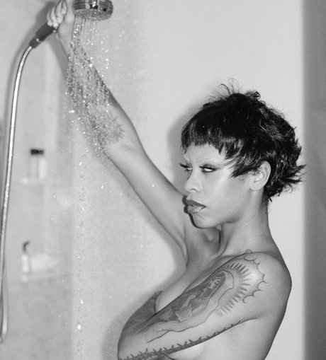 Rico Nasty star du porno en haute qualité photo