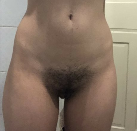 lunarmaga actrice nue des photos