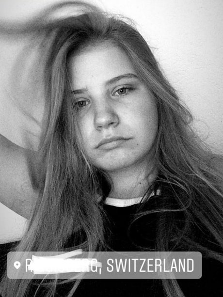 footjob pour ados uniquementfans sexe xxx galerie