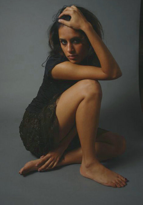 Agam Darshi actrice nue archive