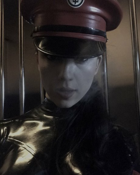 Lady Mephista modèle hd galerie