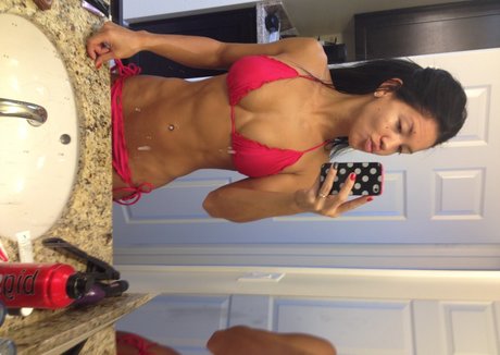 yoga sensuel onlyfans belle exclusivité archive