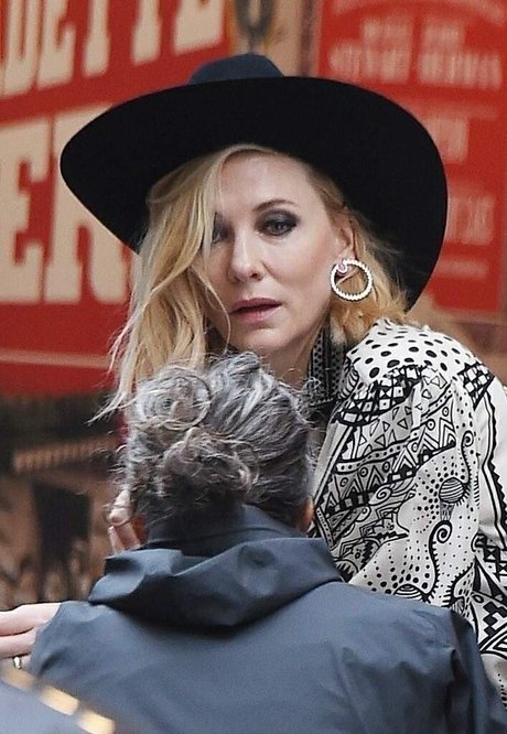 Cate Blanchett modèle sympa des photos