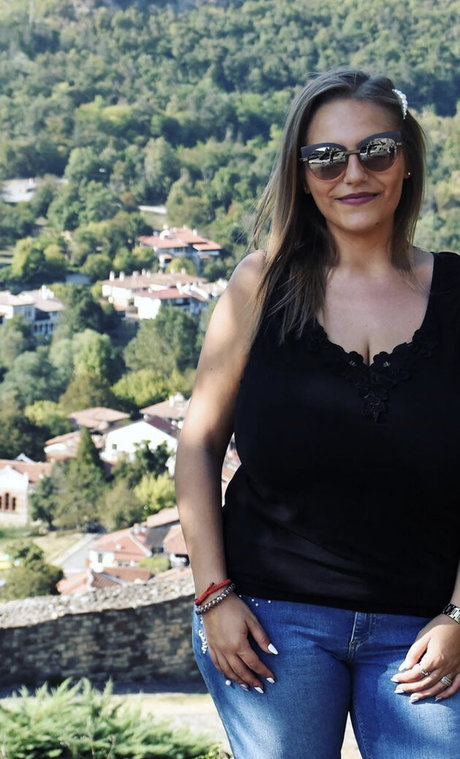 Stella Vulcheva star du porno belle photos