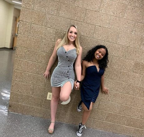 Morgan Watt modèle de haute qualité galerie