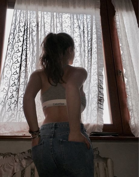 Elissa T modèle hd images