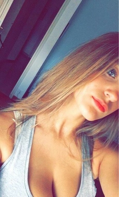 Elissa T étoile de l'art archive