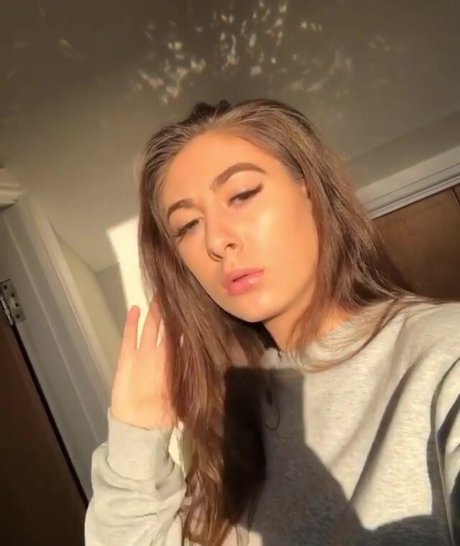 Soph Alice star du porno hd archive