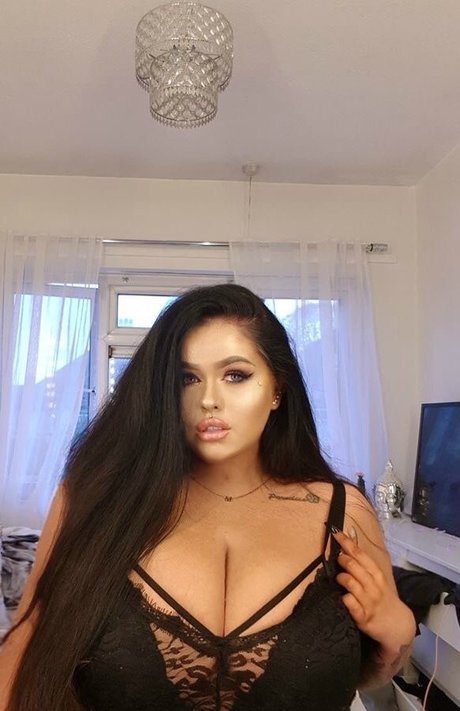 Megan Carys Gomer modèle sympa galerie