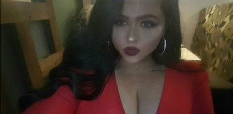 Megan Carys Gomer star du porno gratuit photo