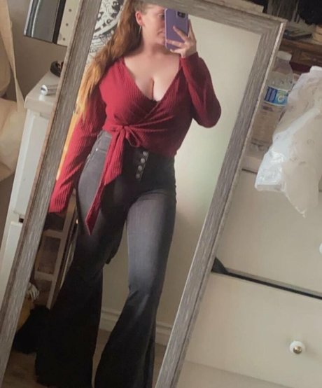 Lily Patrick modèle sexy image