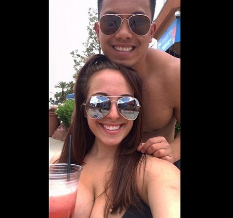 sexe en bikini uniquementfans jolis nus img